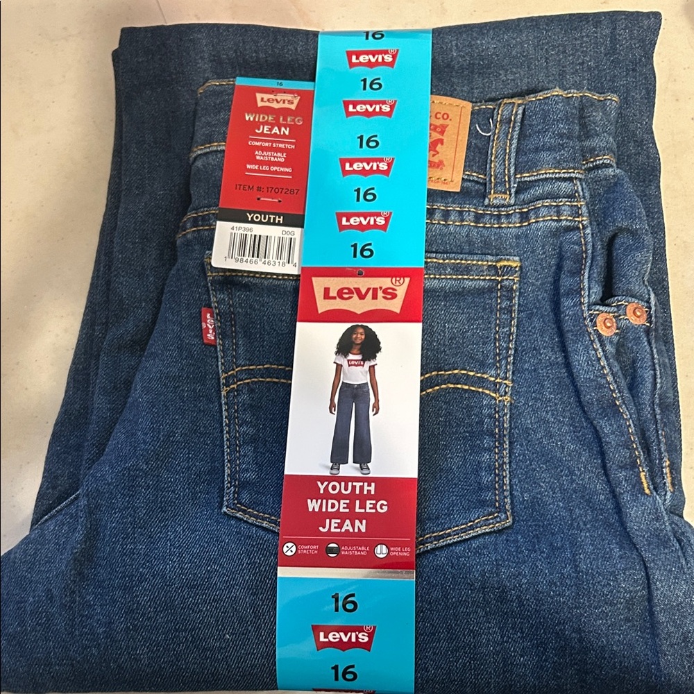 Levi's Youth Denim Jeans in Classic Blue